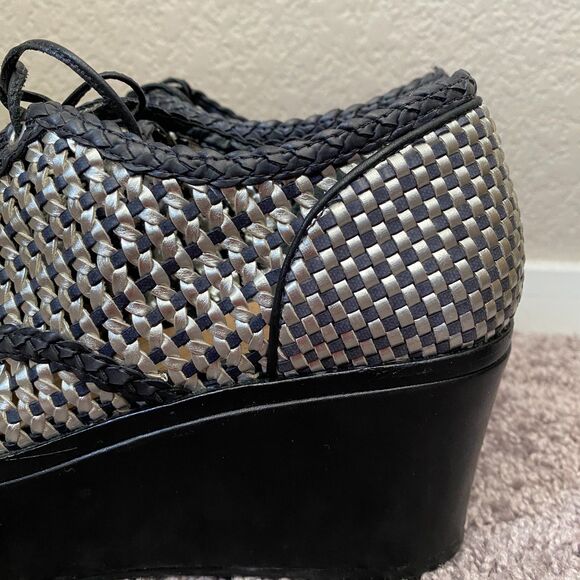 SCHUTZ Black and Silver Woven Lace Up Wedge Platform Sandals Size 6 - Picture 10 of 16